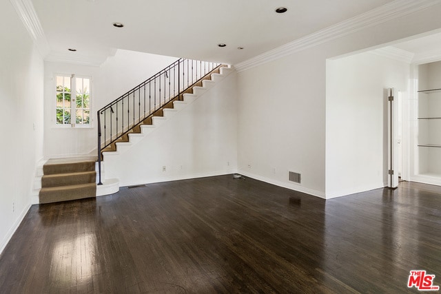 Building Photo - 403 S Bedford Dr