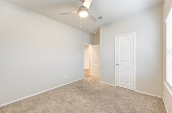 Building Photo - 4215 Fornari Ln