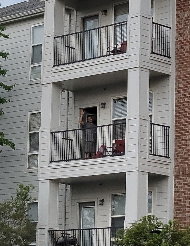 Foto del edificio - 600 13th St E