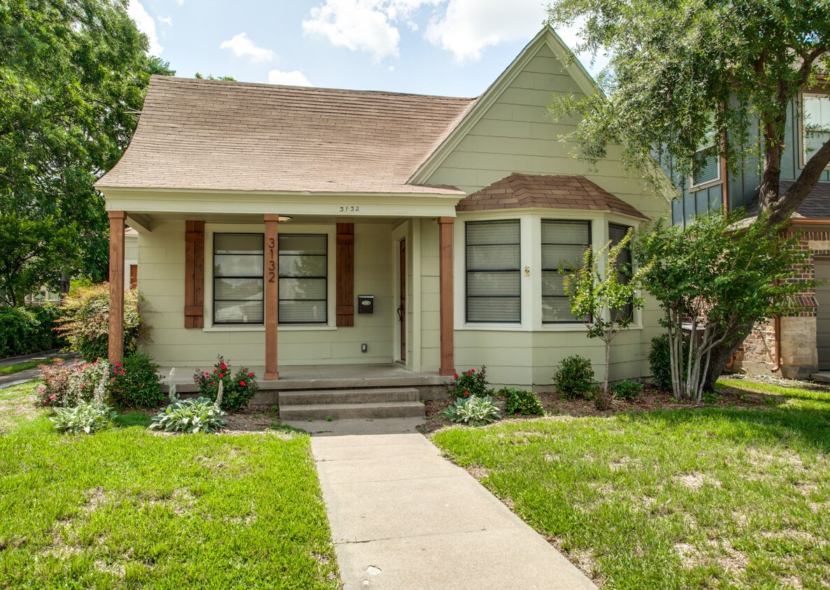 Primary Photo - 3132 Waits Ave