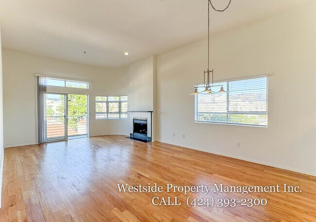 Building Photo - 127-133 S. Flores St.-4D