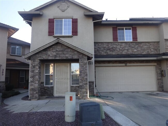 Building Photo - 337 Hetherington Cir