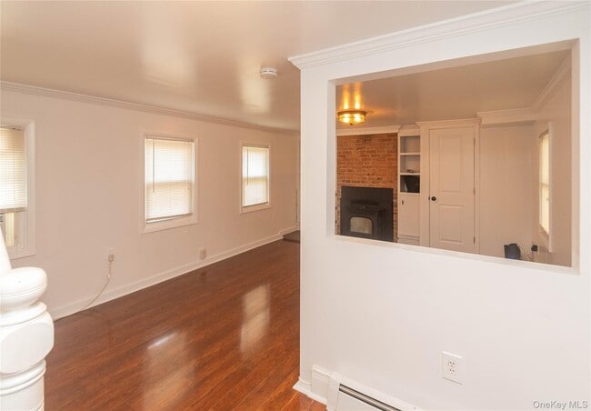 Building Photo - 30 Tobins Ln