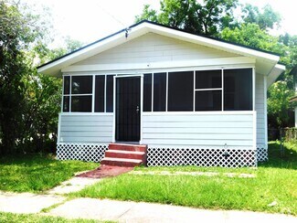 Building Photo - 1409 Steele St