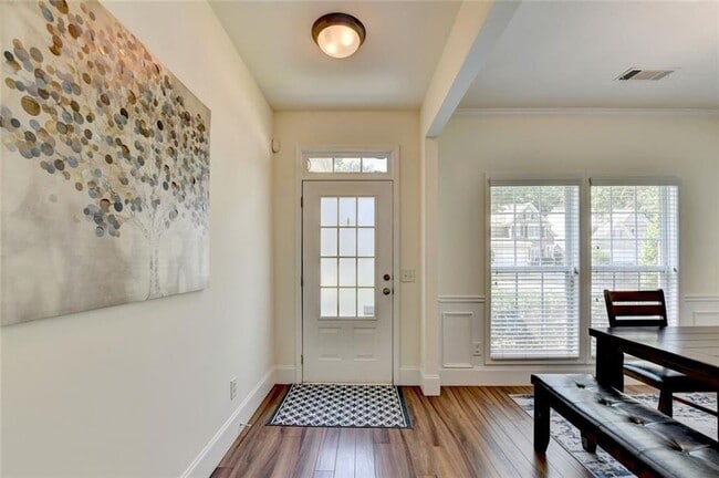 Building Photo - 335 Pintail Ct