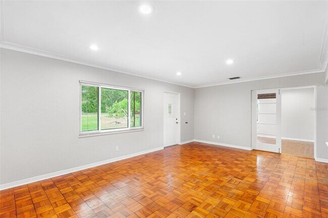 Building Photo - 4119 Dr M.L.K. Jr St N