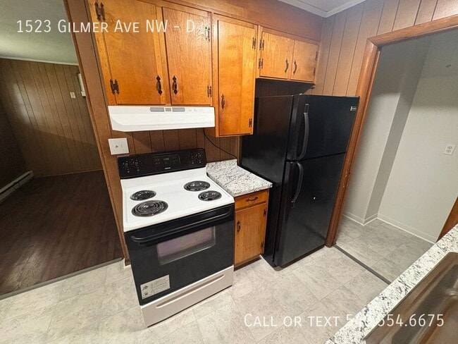 Building Photo - 1523 Gilmer Ave NW