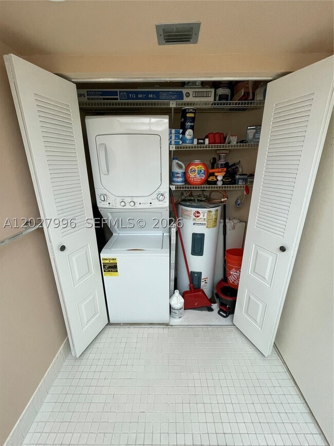 Building Photo - 12800 SW 7th Ct