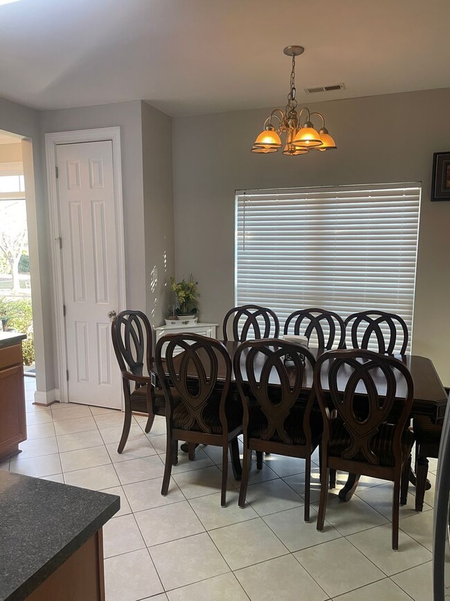 Foto del edificio - 3BR Home in Huntersville