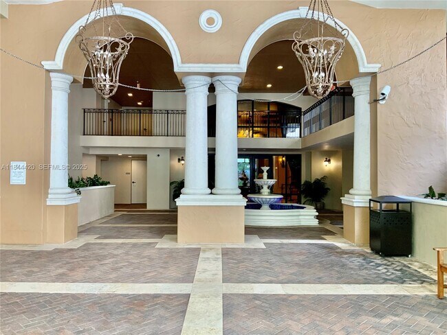 Foto del edificio - 888 Douglas Rd