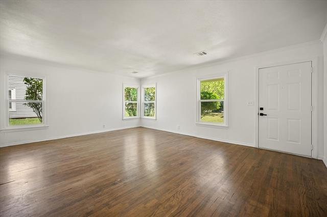 Foto del edificio - 5048 Cedar Hill Rd