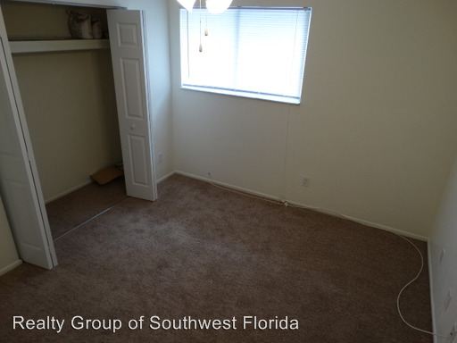 Building Photo - 3321 Ottawa Cir