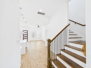 Building Photo - 4619 Stassen St