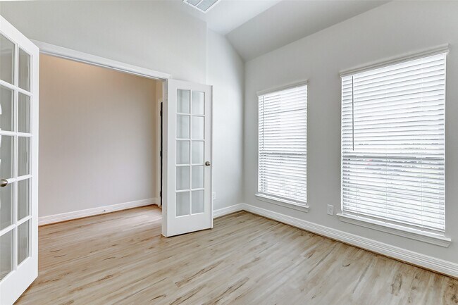 Foto del edificio - 8443 Red Shiner Wy