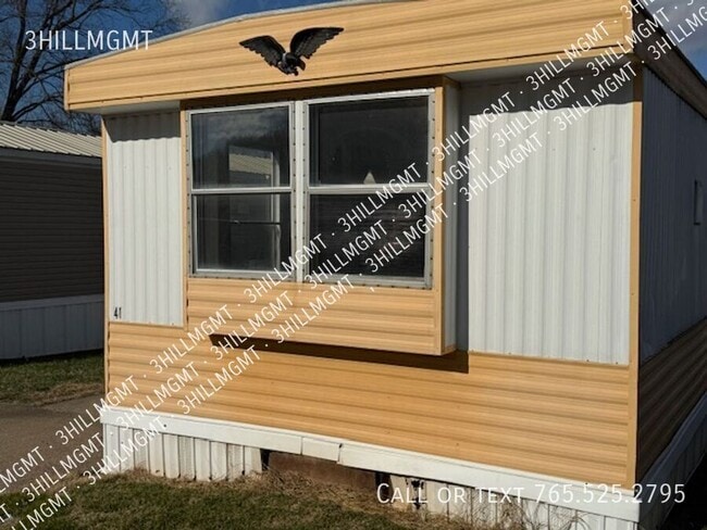 Building Photo - 41 Collins Dr