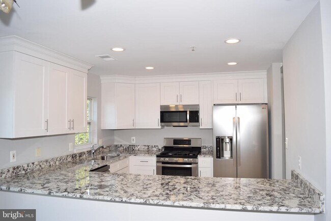 Foto del edificio - 109 Pasture Side Pl