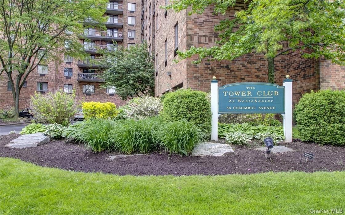 Primary Photo - 50 Columbus Ave