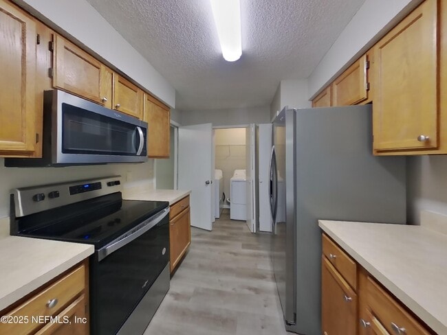 Building Photo - 3240 Avocet Ln