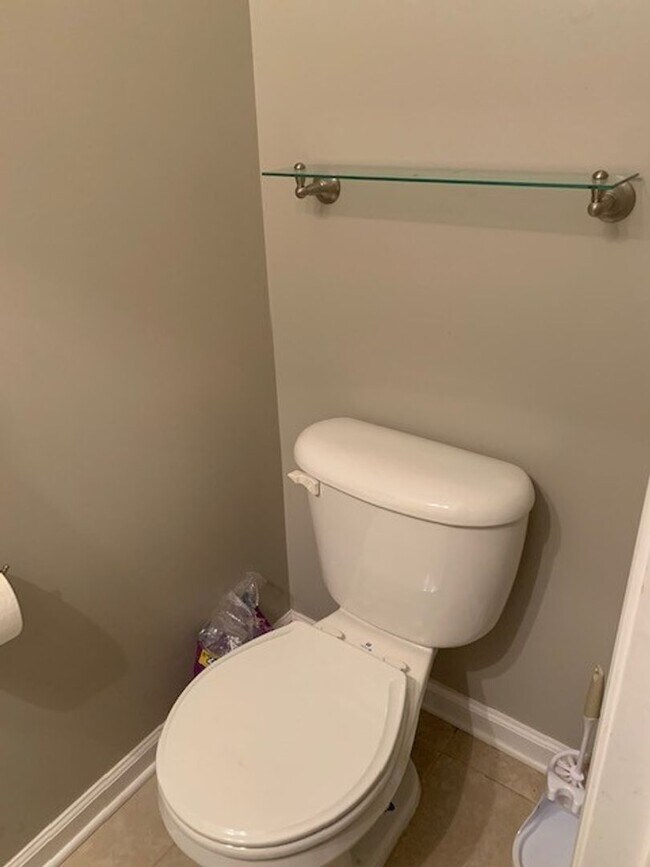 Foto del edificio - Beautiful 3 bedroom home with room for everyone & pets!