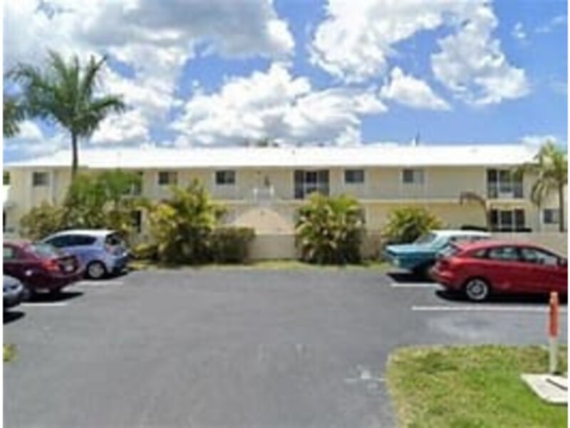 Primary Photo - Washer &amp; Dryer Included! 2 Bedroom 2 b...