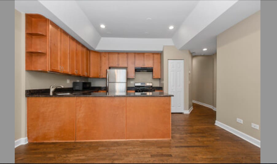 Foto principal - 4010 S Calumet Ave