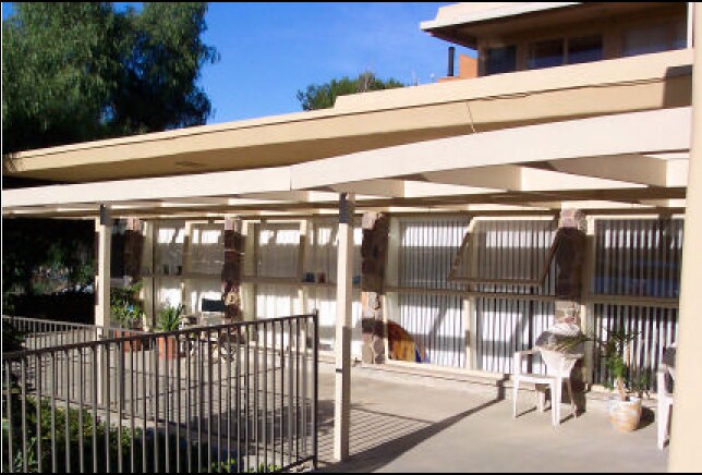Patio de los dúplex inferiores - West Mission Hills Six
