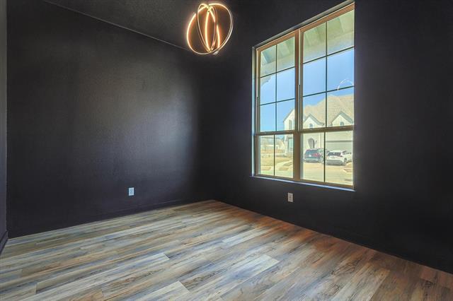 Foto del edificio - 1613 Chickadee Dr