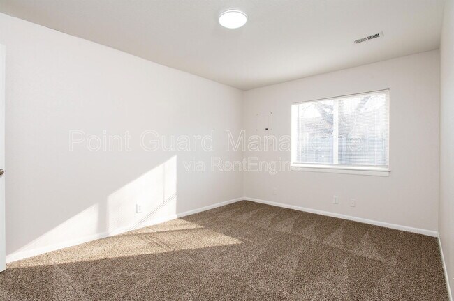Foto del edificio - 1527 E Fortuna St