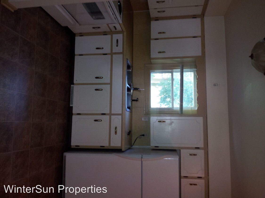 Foto principal - 329-329 N Lindy St