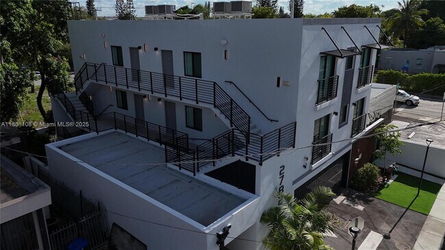 Foto del edificio - 2782 NW 46th St