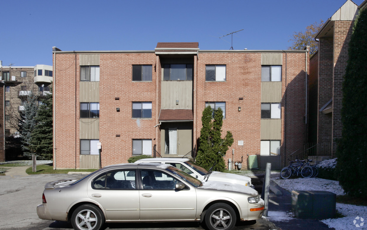Building Photo - 1453 E Ports O Call Dr