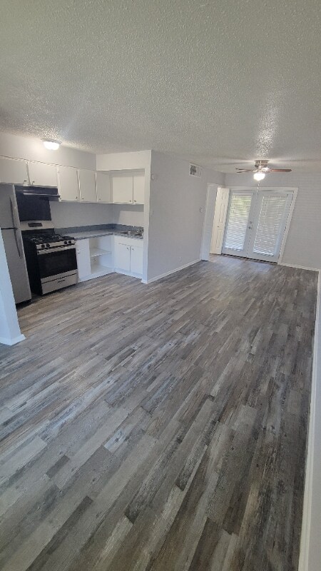 Building Photo - 2815 Peavy Rd