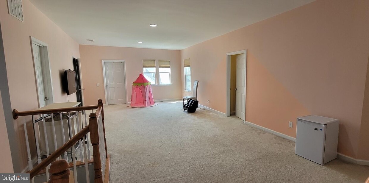 23542 Christina Ridge Square, Ashburn, VA 20148 Townhouse for Rent in