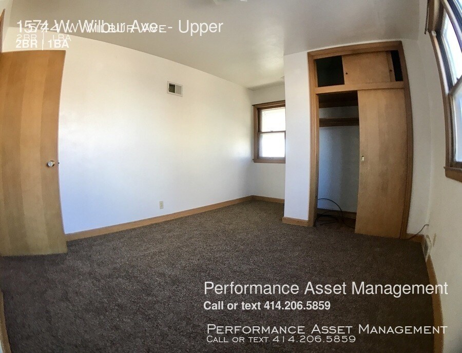 Primary Photo - Fantastic Milwaukee 2bdrm Upper Unit