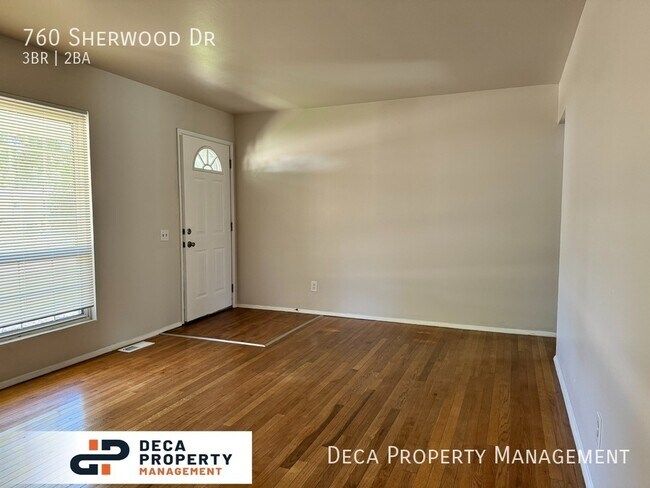 Foto del edificio - 3 Bedroom 1.5 Bathroom House