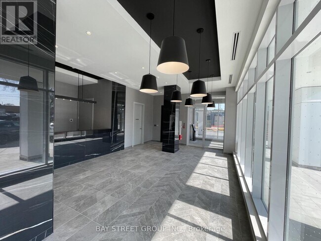 Building Photo - 10 Wilby Crescent