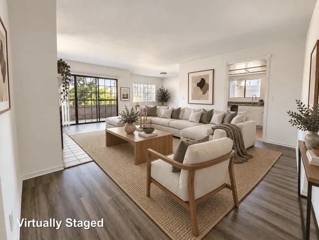 Building Photo - 4454 Coldwater Canyon Ave