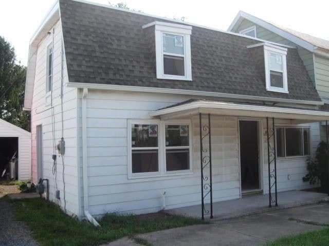 Building Photo - 2 br, 1 bath House - 29 CEMETERY ROAD