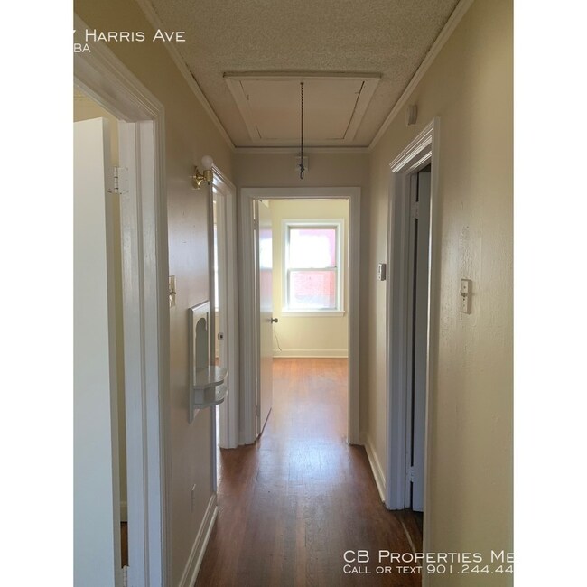 Foto del edificio - 3237 Harris Ave