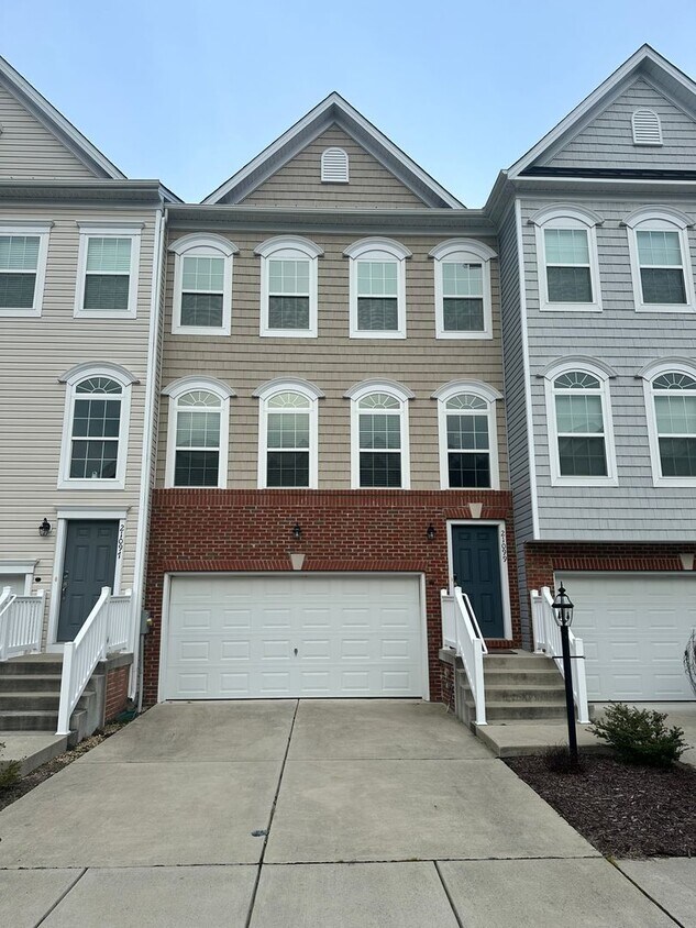 21099 Brunswick Ln, Millsboro, DE 19966 Townhome Rentals in Millsboro