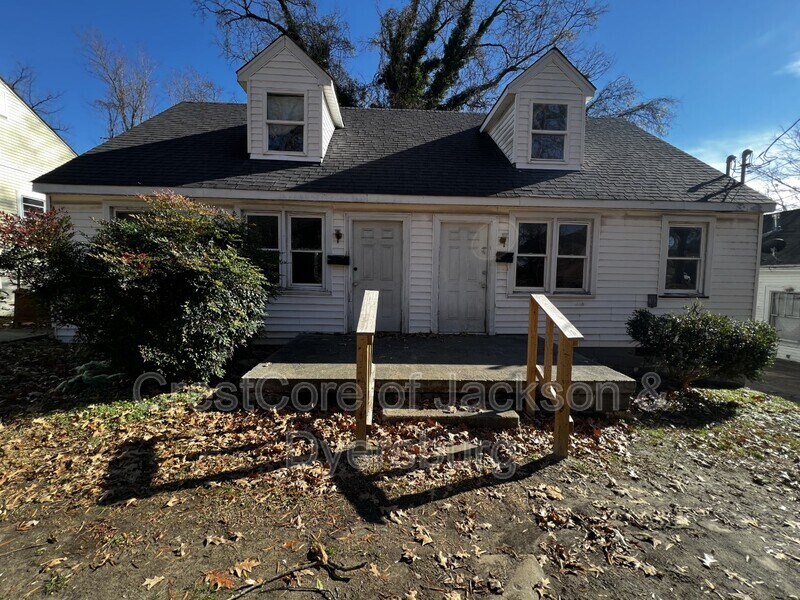 Foto principal - 604-606 Troy Ave