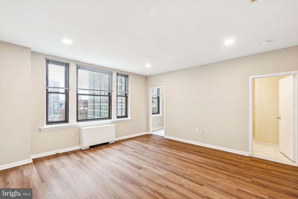 Foto principal - 135 S 19th St