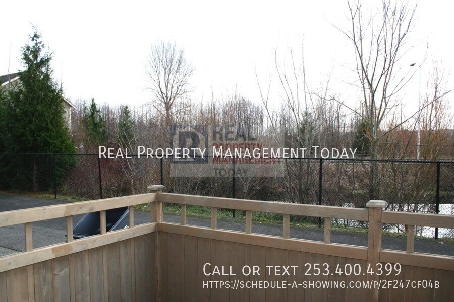 Foto principal - 5614 Acclamation St E