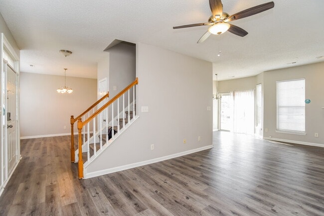 Building Photo - 10033 Brawley Ln