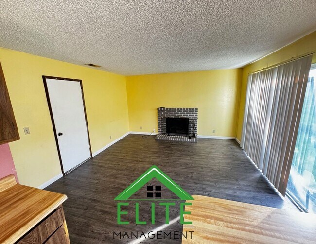 Foto del edificio - **Charming 3-Bedroom Home in a Quiet Sacra...