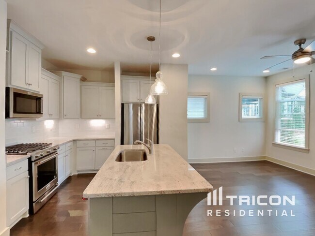 Foto del edificio - 1224 Hillwood Private Cove