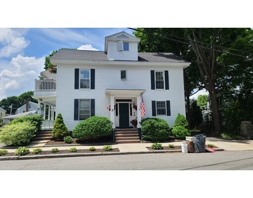 Primary Photo - 74-76-76 Bromfield St