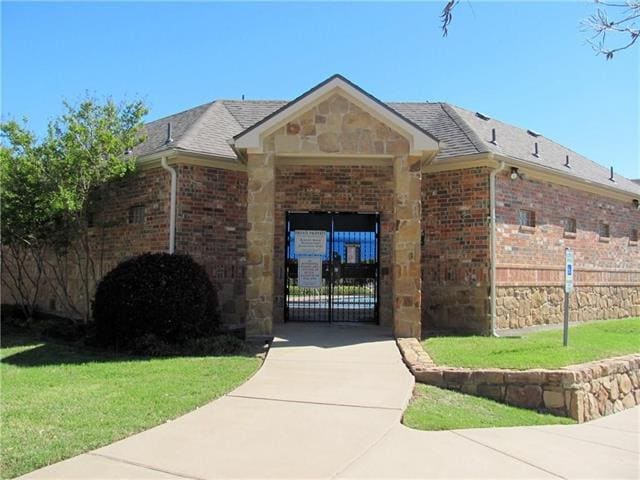 Building Photo - 13240 Padre Ave