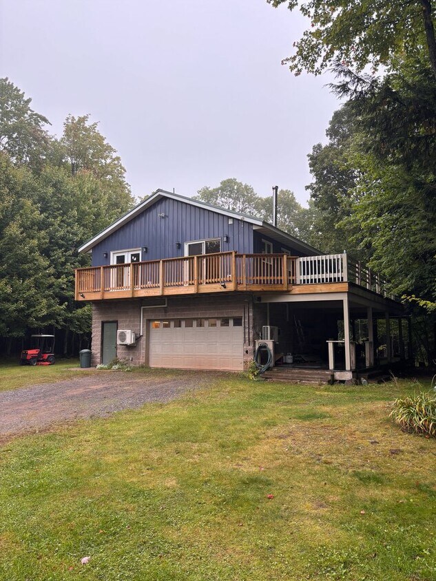 Primary Photo - Peaceful Retreat 10 Acres - 20 min to Mqt