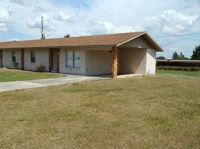 Building Photo - Garden Villas